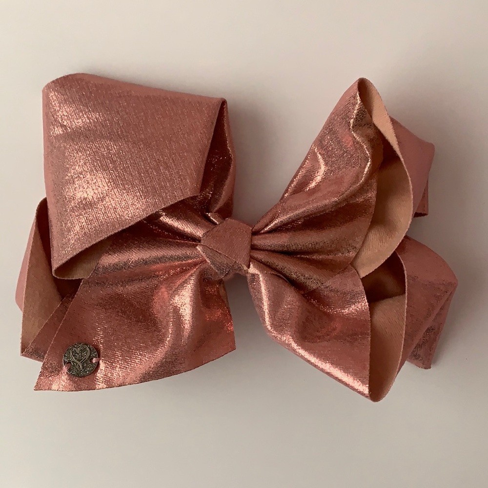 Jojo Siwa’s Bow